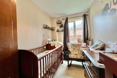 59 Balfour Close, Northampton, NN2 6LL