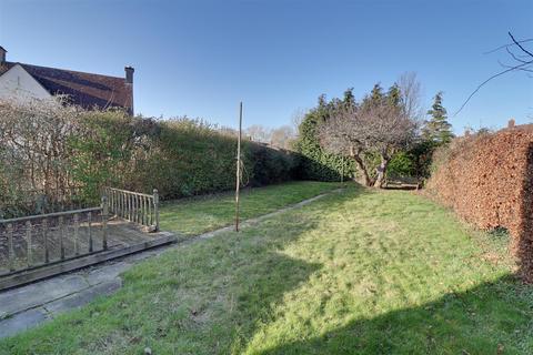 Glaisdale Astridge Road, Witcombe, Gloucester, GL3 4SY