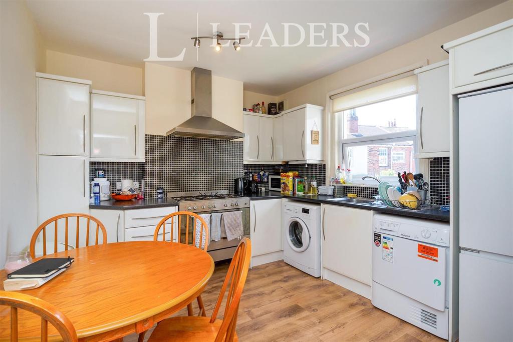 Quarry Road, Tunbridge Wells 1 bed in a house share £625 pcm (£144 pw)