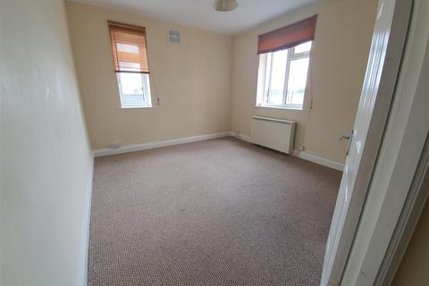 Studio to rent, Terrace Road, Bournemouth