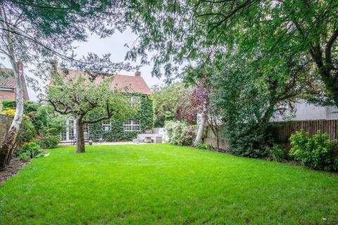 45 Fairfield Road, Epping, CM16 6ST