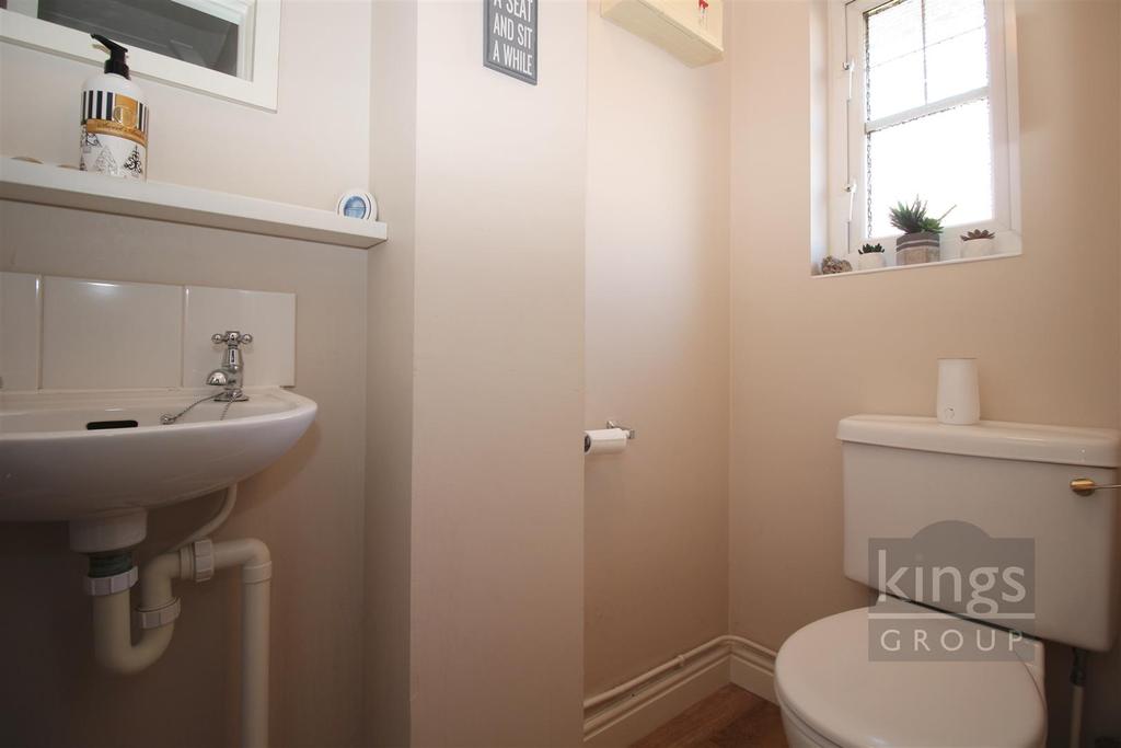 Downstairs Toilet.jpg