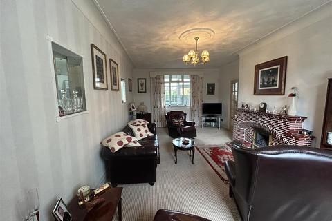 3 bedroom detached house for sale, Ripponden Road, Moorside, Oldham