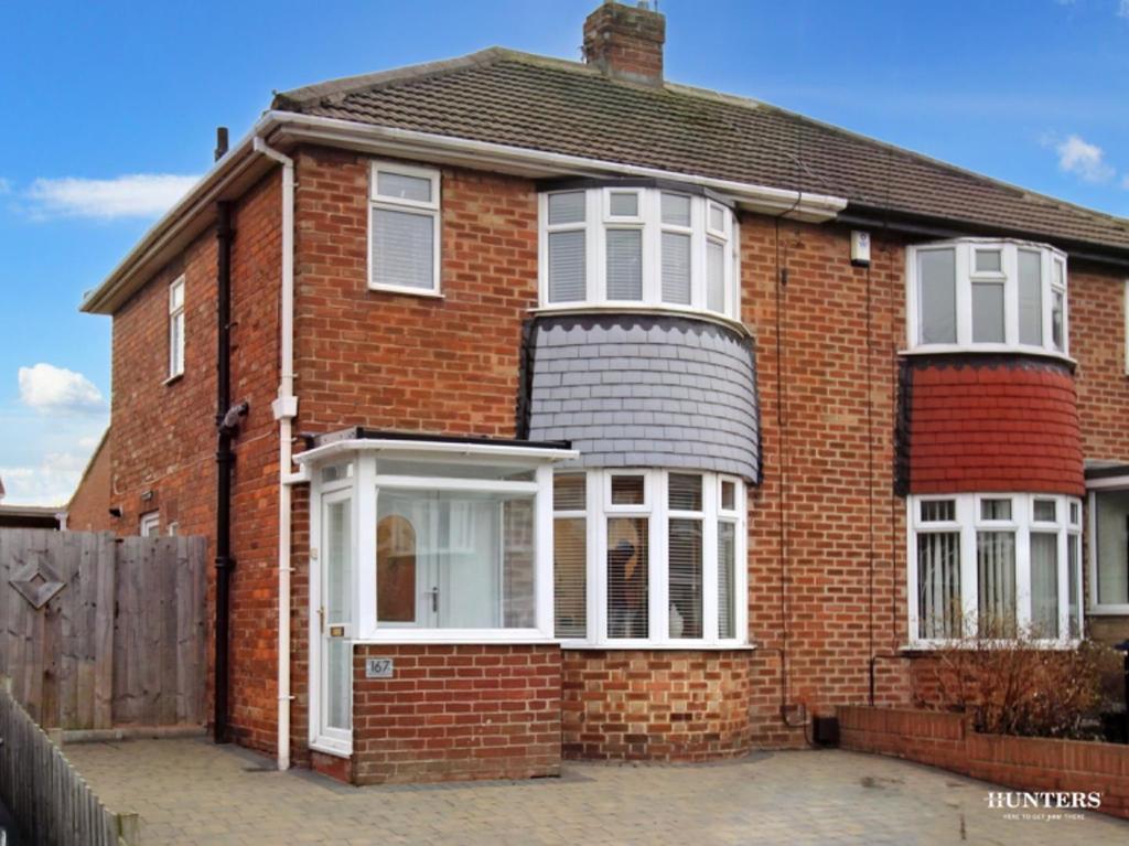Alston Crescent, Sunderland 3 bed semidetached house £220,000