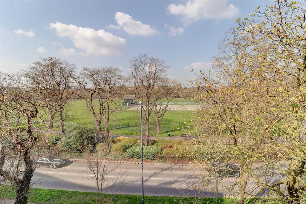 Victoria Park Outlook