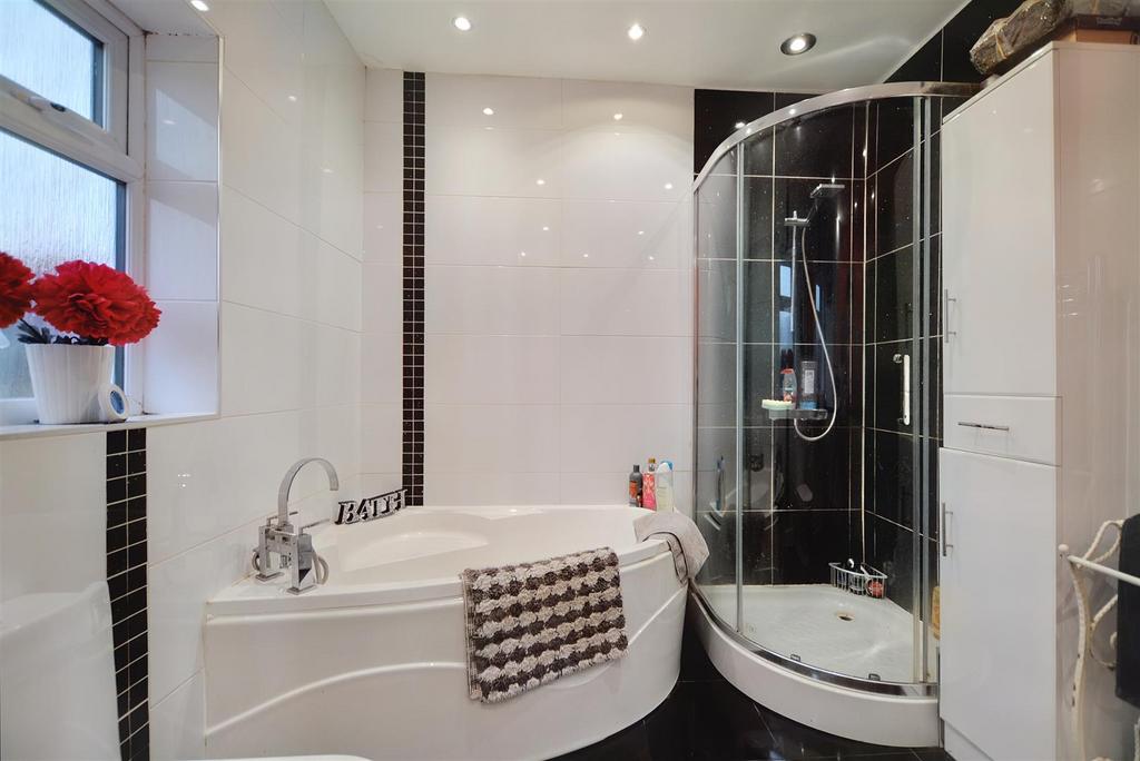 Utility/Bathroom