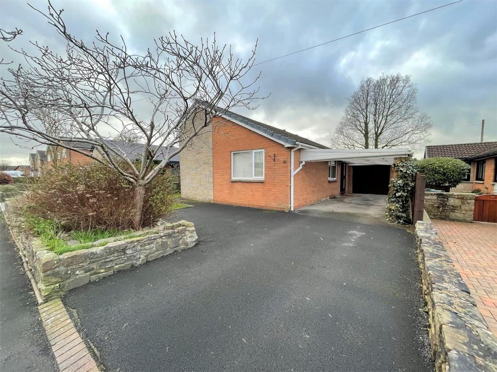 Fairfield Drive, Clitheroe, Ribble Valley 3 bed detached bungalow for