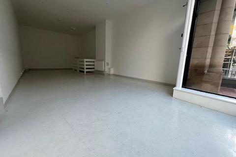 Shop to rent - Snig Hill, Sheffield