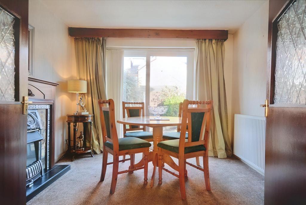 Dining Area/Snug