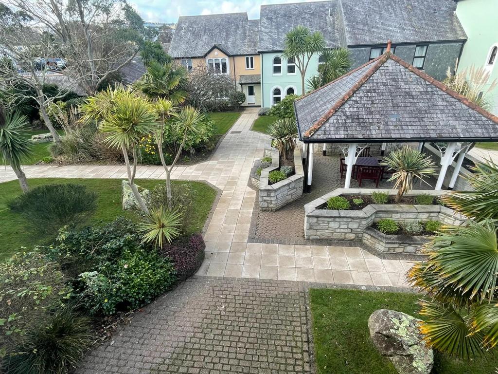 Tregenna Court, Port Pendennis, Falmouth 2 bed apartment £1,350 pcm