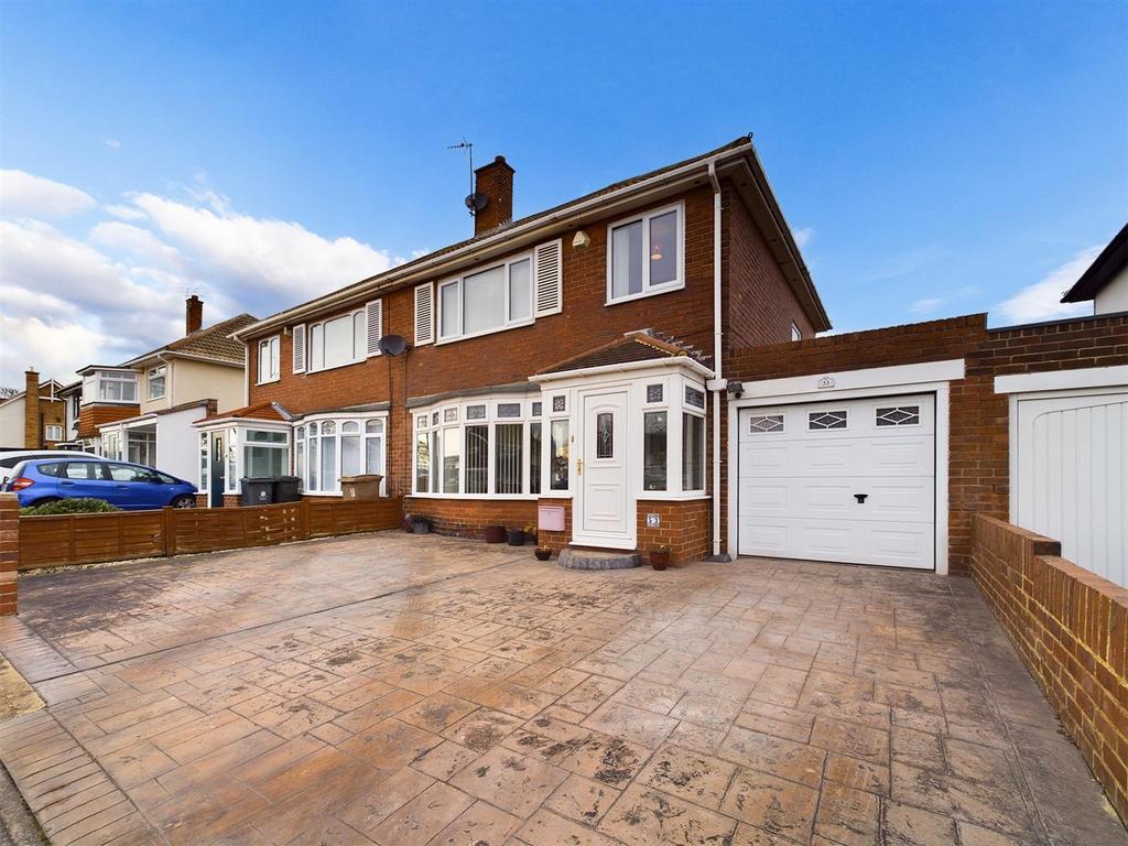 Beach Road, Tynemouth 3 bed semidetached house £410,000