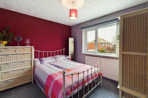 53 Beach Road, North Shields, NE30 2TX