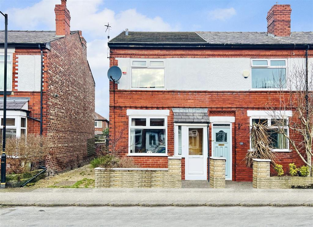 St. Andrews Avenue, Timperley... 2 bed end of terrace house £350,000