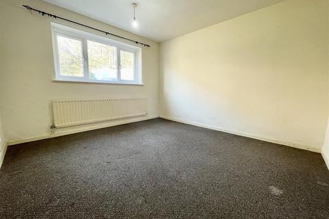 1 Bath Meadow, Halesowen, B63 2XH