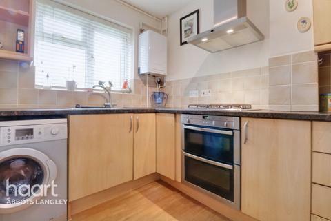 57 Furtherfield, Abbots Langley, WD5 0PN