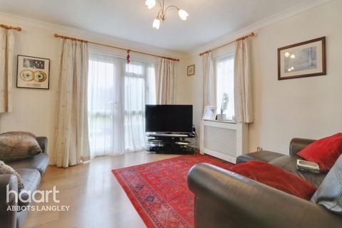 57 Furtherfield, Abbots Langley, WD5 0PN
