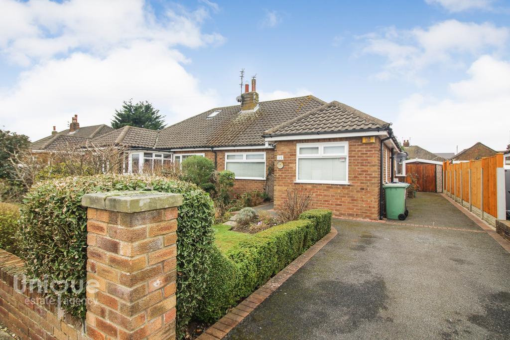 Hesketh Road, Lytham St. Annes, FY8 2 bed bungalow for sale £239,950