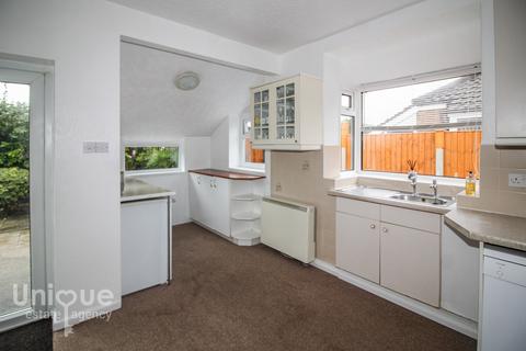 2 bedroom bungalow for sale, Hesketh Road,  Lytham St. Annes, FY8