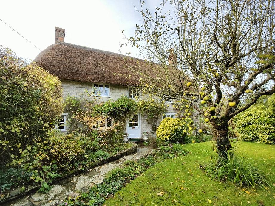 Englands Lane, Queen Camel, Somerset, BA22 4 bed detached house for