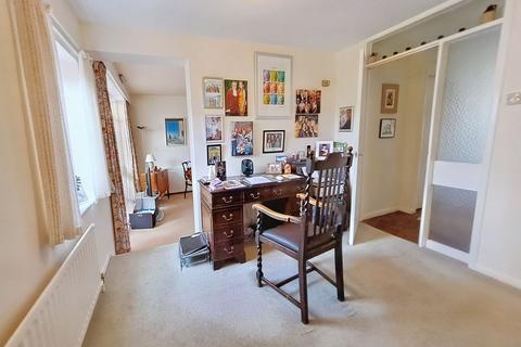 2 Elvaston Grove, Hexham, NE46 2HR