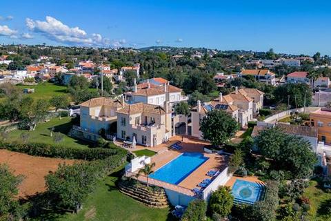 3 bedroom villa, Almancil, Algarve.