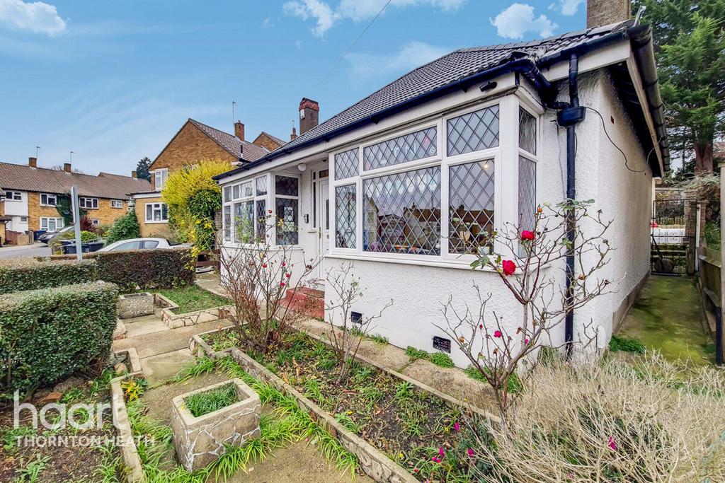 Livingstone Road, Thornton Heath 2 bed detached house for sale £500,000