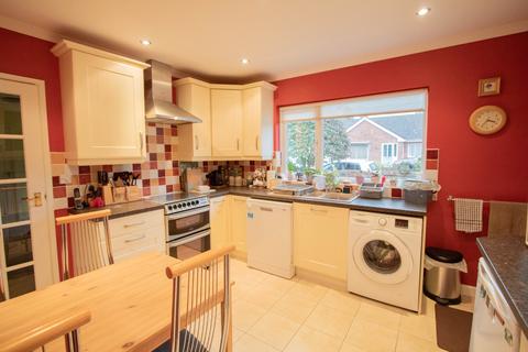 4 Brookdale, Ottery St Mary, EX11 1EB