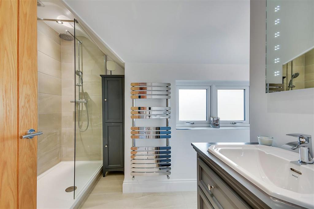 Family Shower Room
