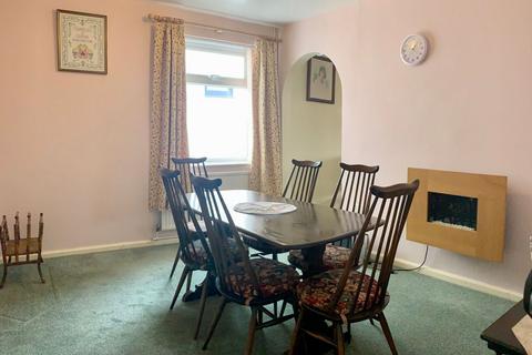 19 Barons Way, Northampton, NN2 8HP