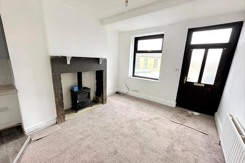 2 bedroom terraced house to rent, Well Street, Denholme, Bradford, BD13