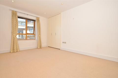 2 bedroom apartment for sale - Trinity Gate, Epsom Road, Guildford, Surrey, GU1