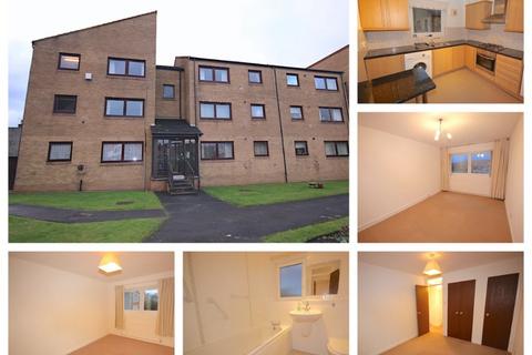 2 bedroom flat to rent, Clark Place, Trinity, Edinburgh, EH5