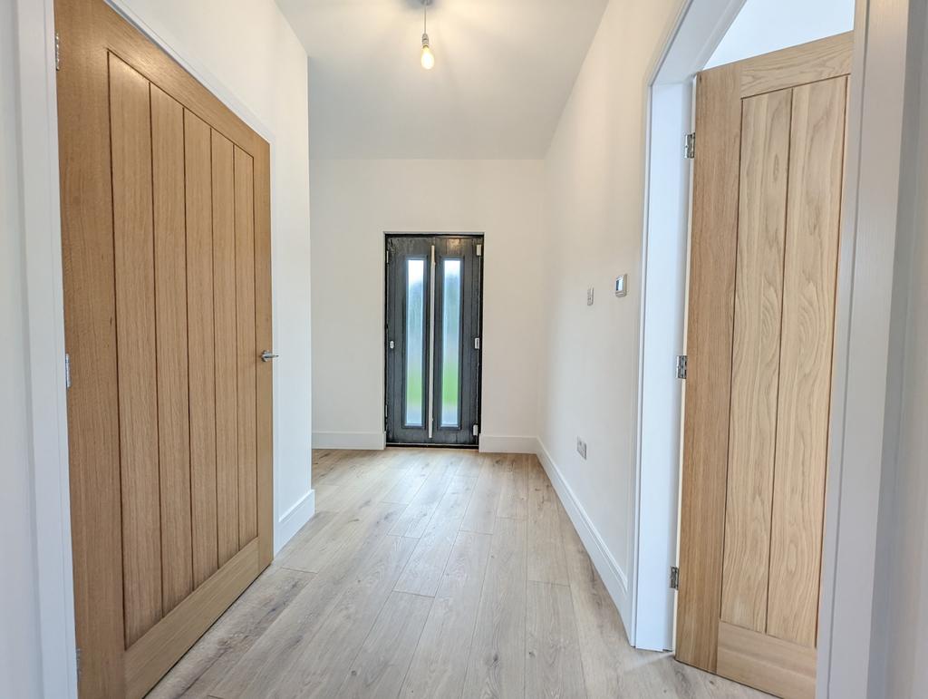 Annexe hallway