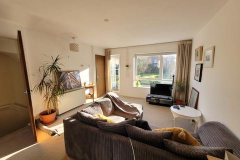 2 Avon Drive, Moseley, Birmingham, B13 9PS