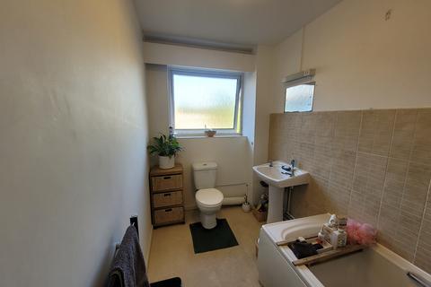 2 Avon Drive, Moseley, Birmingham, B13 9PS