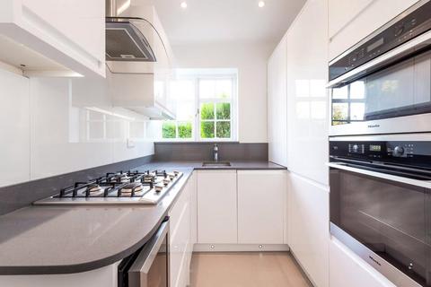 1 bedroom apartment for sale, Midholm Close, Hampstead Garden Suburb, NW11