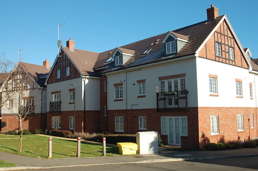 Grange Road, Chalfont St. Peter, Gerrards Cross, SL9 2 bed apartment