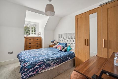 2 bedroom apartment for sale, Grange Road, Chalfont St. Peter, Gerrards Cross, SL9