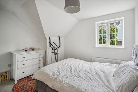 2 bedroom apartment for sale, Grange Road, Chalfont St. Peter, Gerrards Cross, SL9