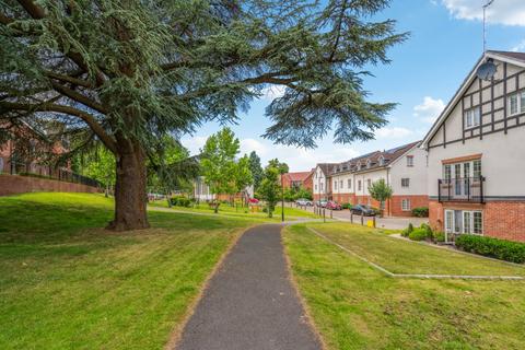 2 bedroom apartment for sale, Grange Road, Chalfont St. Peter, Gerrards Cross, SL9