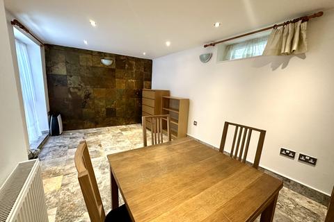 1 bedroom flat to rent, Lower Ground 1 Bed Flat, Olive Grove, N15