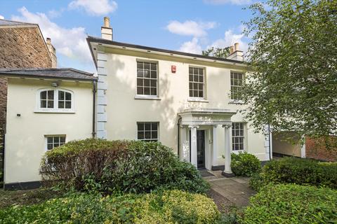 4 bedroom detached house for sale, Portsmouth Road, Guildford, Surrey, GU2.