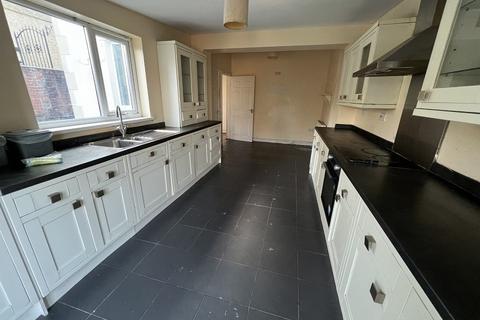 120 Cimla Road, Neath, SA11 3UD