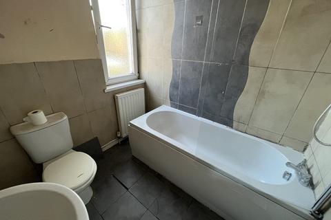 120 Cimla Road, Neath, SA11 3UD