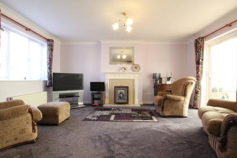 3 bedroom bungalow for sale - Babble Close, March.