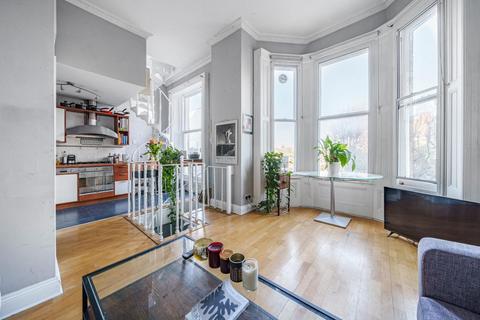 undefined, Airlie Gardens, Kensington, London, W8