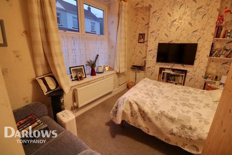 2 Oakfield Terrace, Tonypandy, CF40 2TE