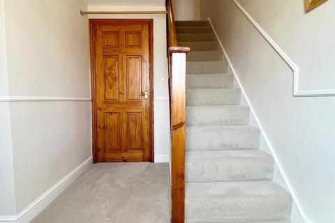 3 bedroom terraced house for sale, Wilmshurst Cottages, Punnetts Town, Heathfield, East Sussex, TN21