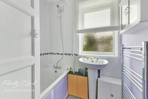 6 Dursley Road, London, SE3 8PD
