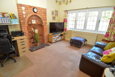 55 Brook Lane, Kings Heath, Birmingham, B13 0AA